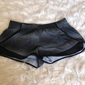 size small black workout shorts